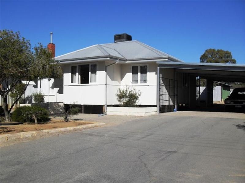3 Bower Street, Merredin WA 6415