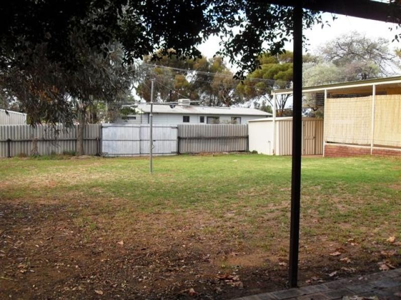 12 Omega Street, Southern Cross WA 6426