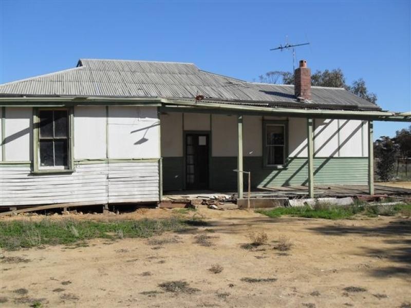 Lot 100/ Great Eastern Highway, Kellerberrin WA 6410