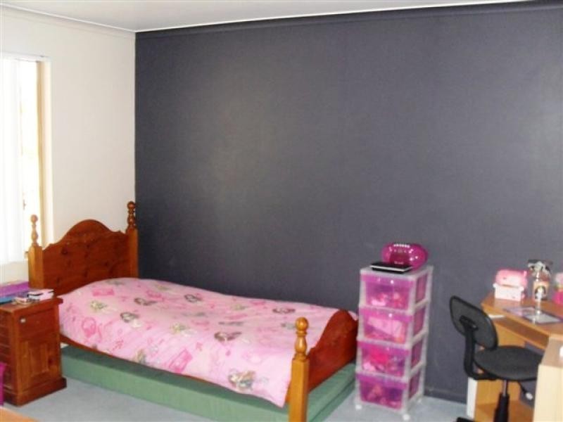 8 Haines Street, Merredin WA 6415