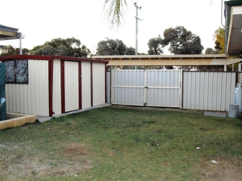 91 Cunningham Street, Merredin WA 6415