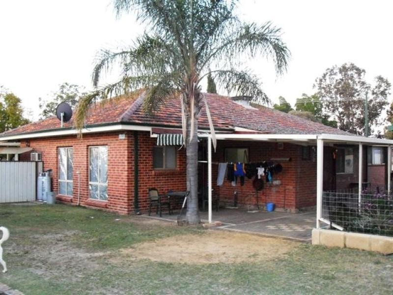 91 Cunningham Street, Merredin WA 6415