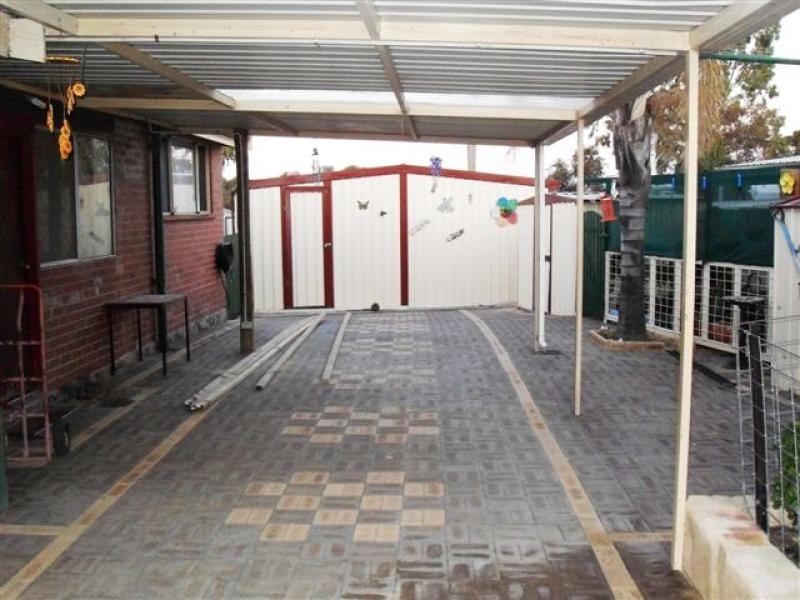 91 Cunningham Street, Merredin WA 6415