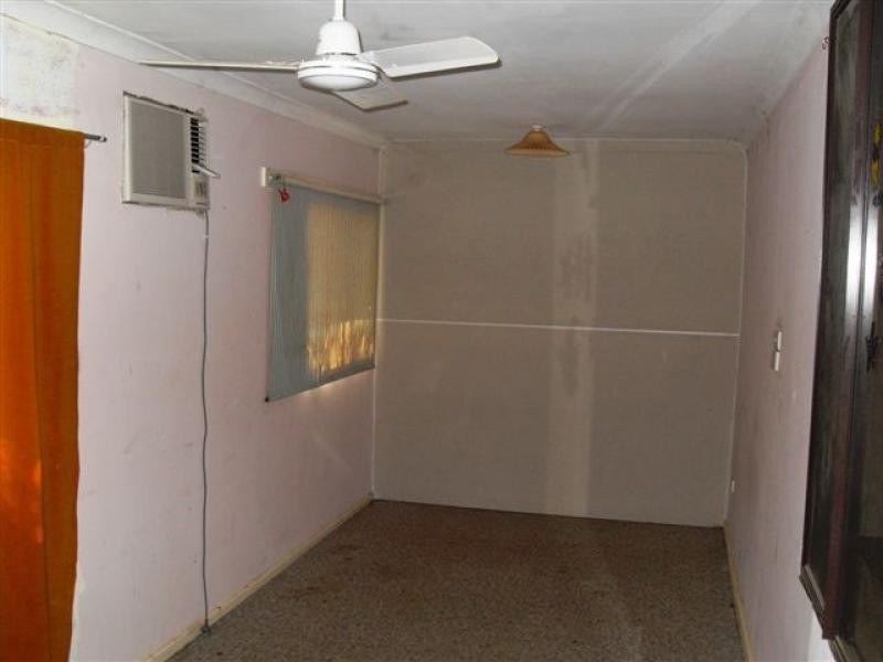 10 Craddock Road, Merredin WA 6415