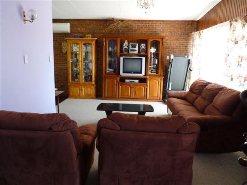 47 Cunningham Street, Merredin WA 6415