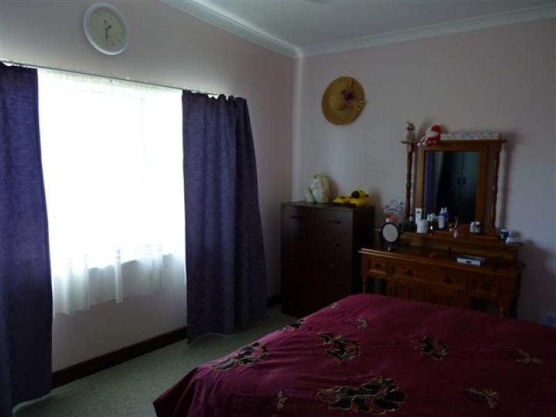 47 Cunningham Street, Merredin WA 6415