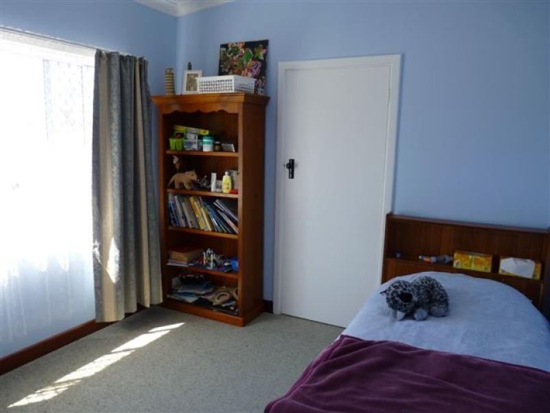 47 Cunningham Street, Merredin WA 6415