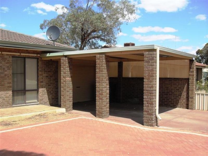 5 Cowan Way, Merredin WA 6415