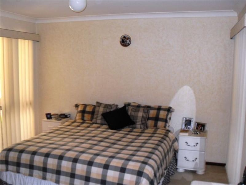 85 Bates Street, Merredin WA 6415