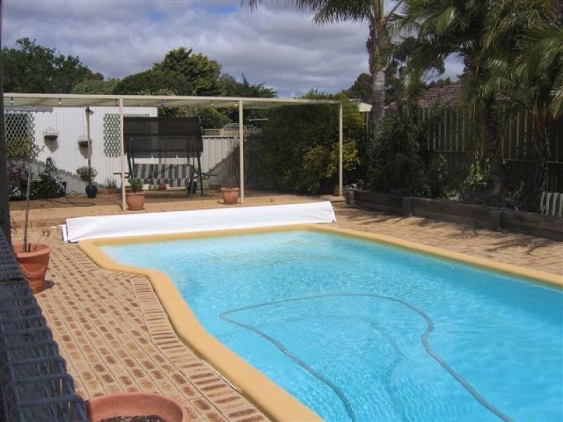 47 French Avenue, Merredin WA 6415