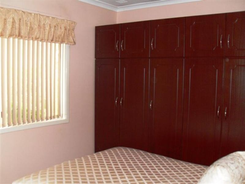 5 Lefroy Street, Merredin WA 6415