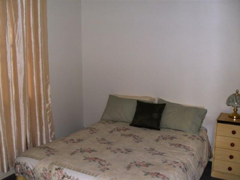 5 Lefroy Street, Merredin WA 6415