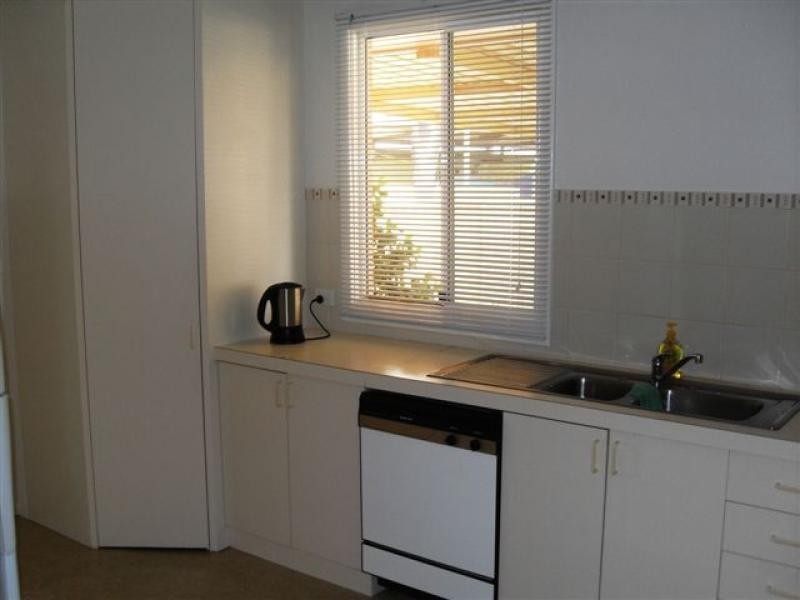 5 Lefroy Street, Merredin WA 6415