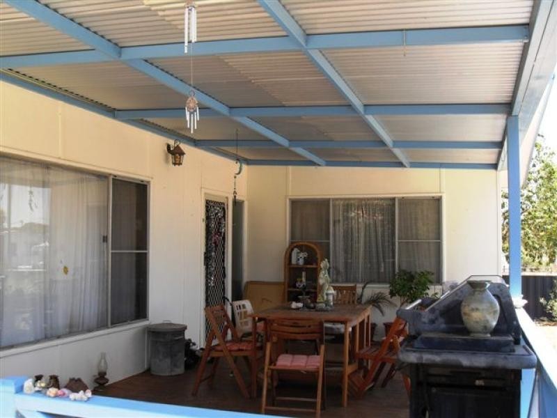 9 Growden Street, Merredin WA 6415