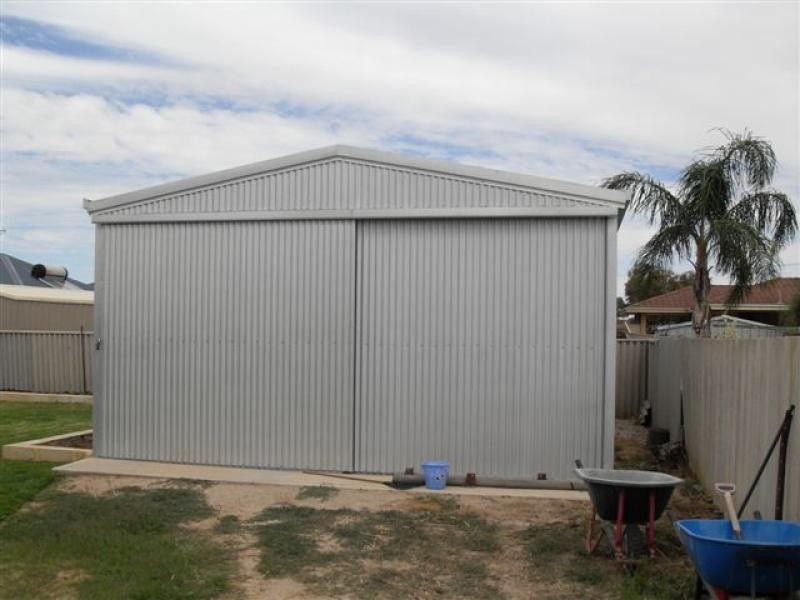 6 Haines Street, Merredin WA 6415