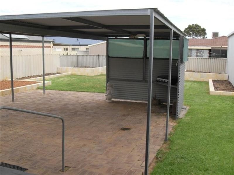 6 Haines Street, Merredin WA 6415