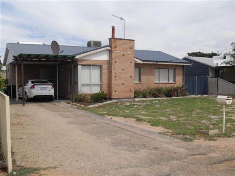 6 Haines Street, Merredin WA 6415