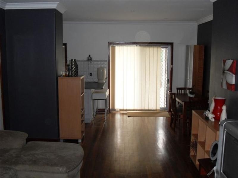 6 Haines Street, Merredin WA 6415