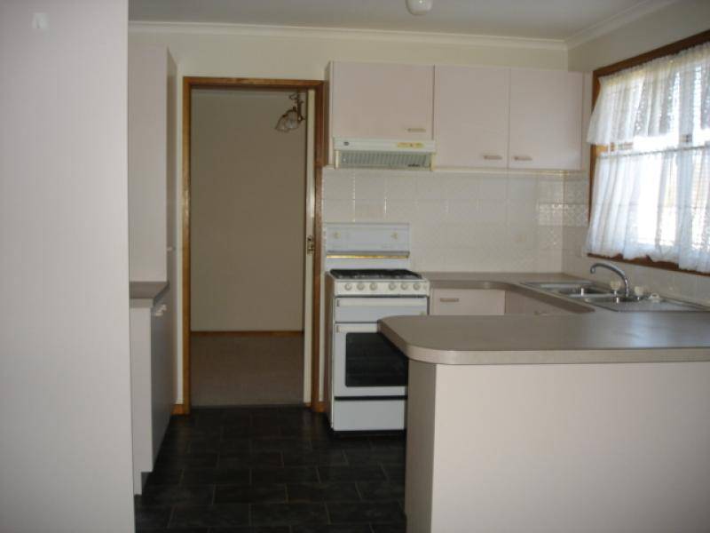 29 FRANKLIN COURT, Jerrabomberra NSW 2619