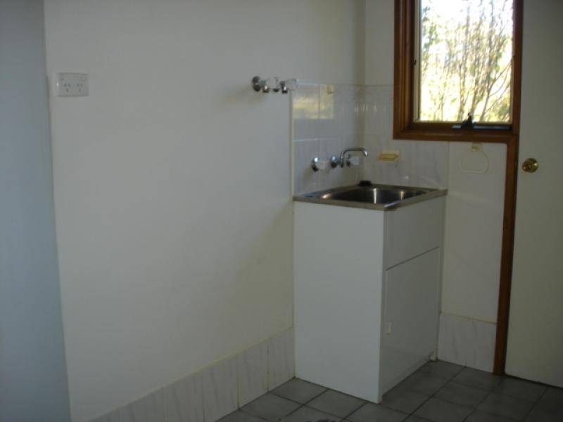 29 FRANKLIN COURT, Jerrabomberra NSW 2619