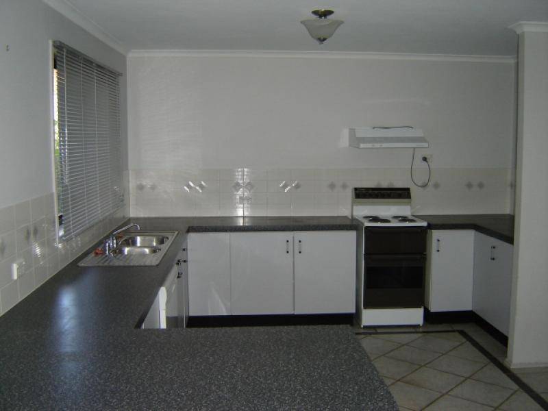9 NOONAN STREET, Queanbeyan NSW 2620