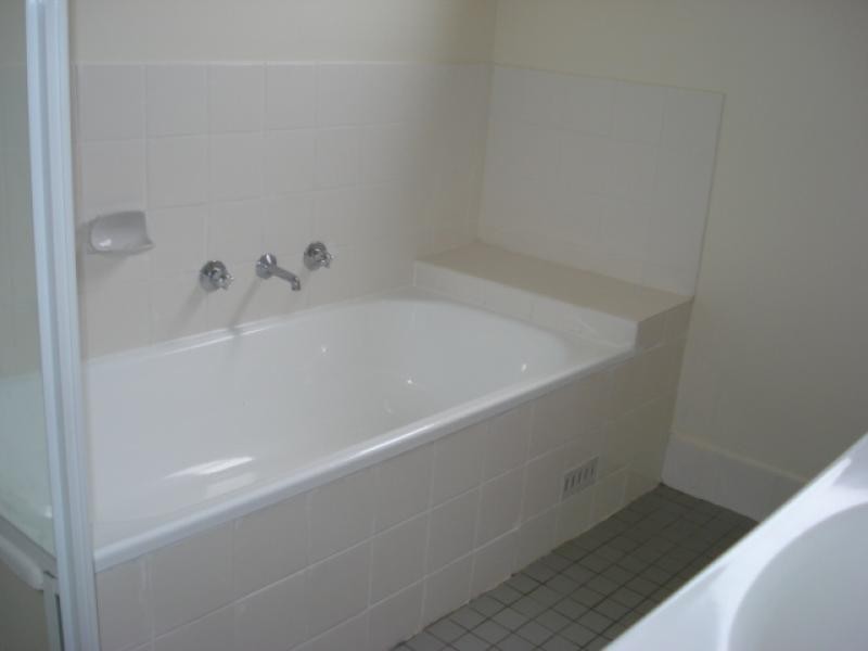 43 JORDAN PLACE, Queanbeyan NSW 2620