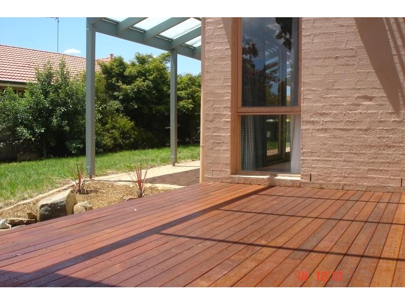 67 BICENTENNIAL DRIVE, Jerrabomberra NSW 2619