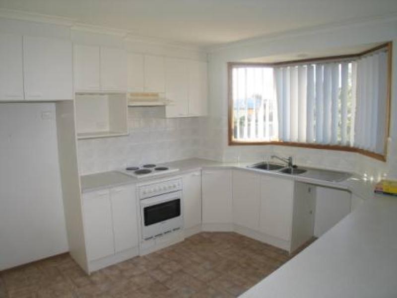 3A BYRNE PLACE, Jerrabomberra NSW 2619