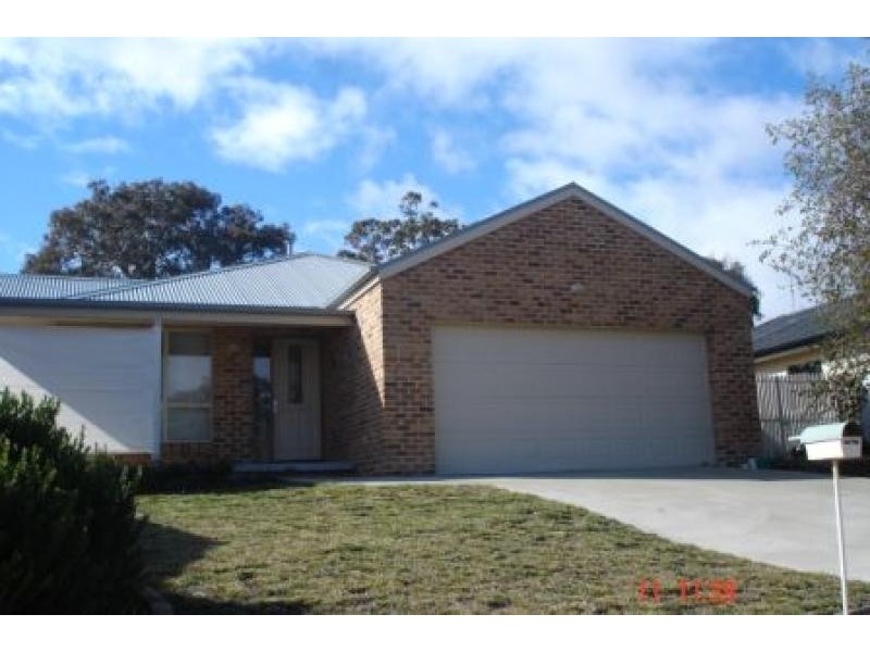1B ALBIZIA PLACE, Jerrabomberra NSW 2619
