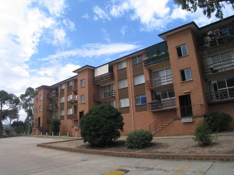 9/102 HENDERSON ROAD, Queanbeyan NSW 2620