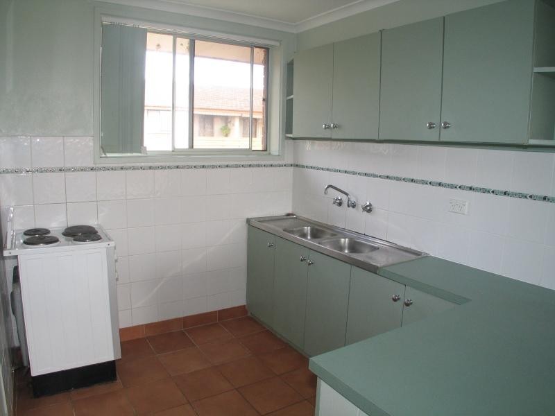 9/102 HENDERSON ROAD, Queanbeyan NSW 2620