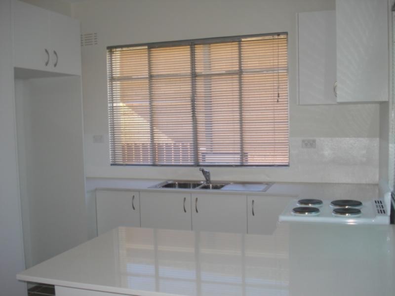 8 O’NEIL STREET, Queanbeyan NSW 2620