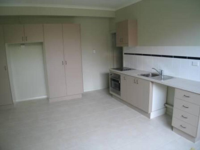 34 Crawford Street, Queanbeyan NSW 2620