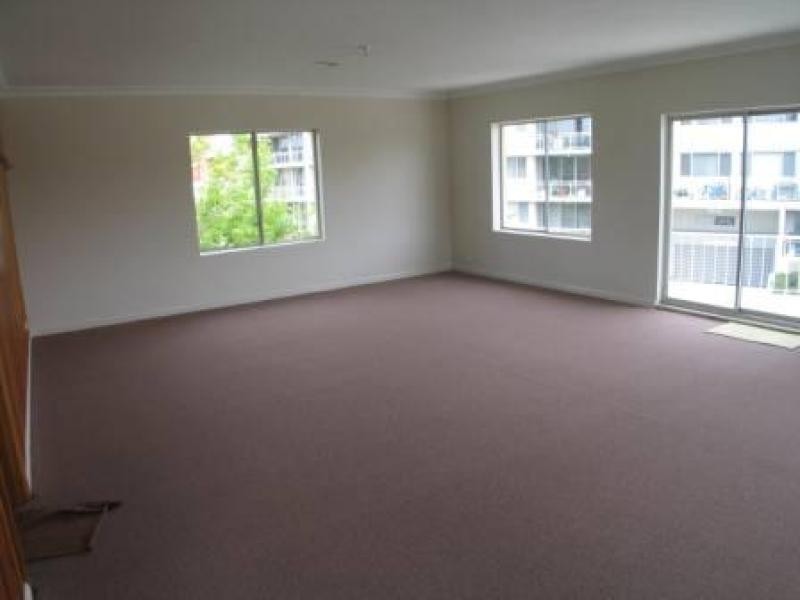 34 Crawford Street, Queanbeyan NSW 2620