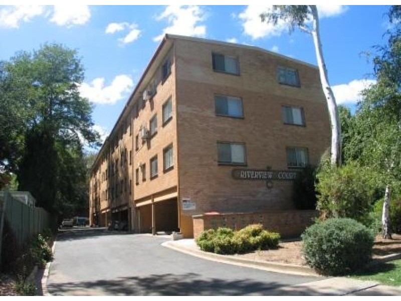 16/46 Trinculo Place, Queanbeyan NSW 2620