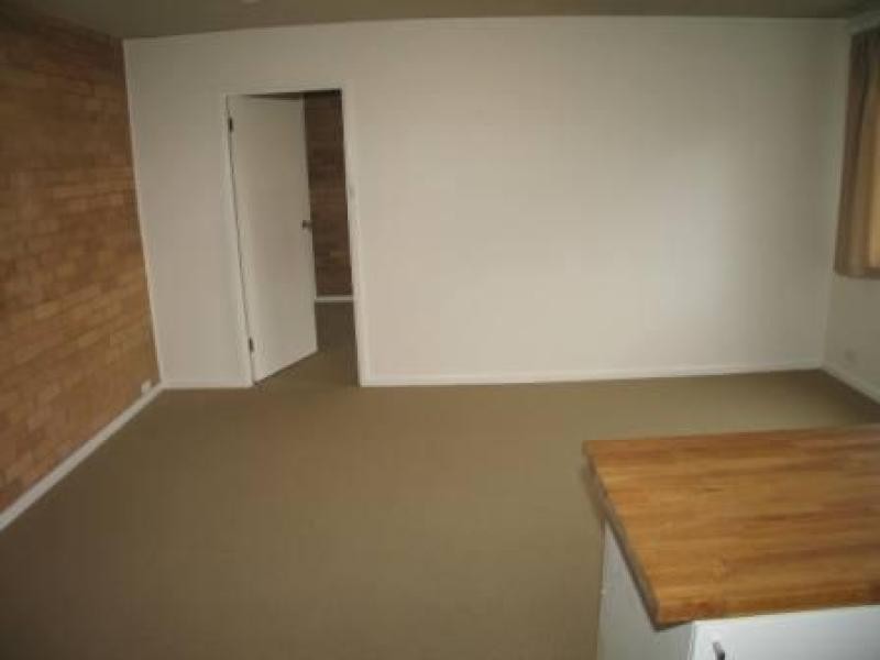 16/46 Trinculo Place, Queanbeyan NSW 2620