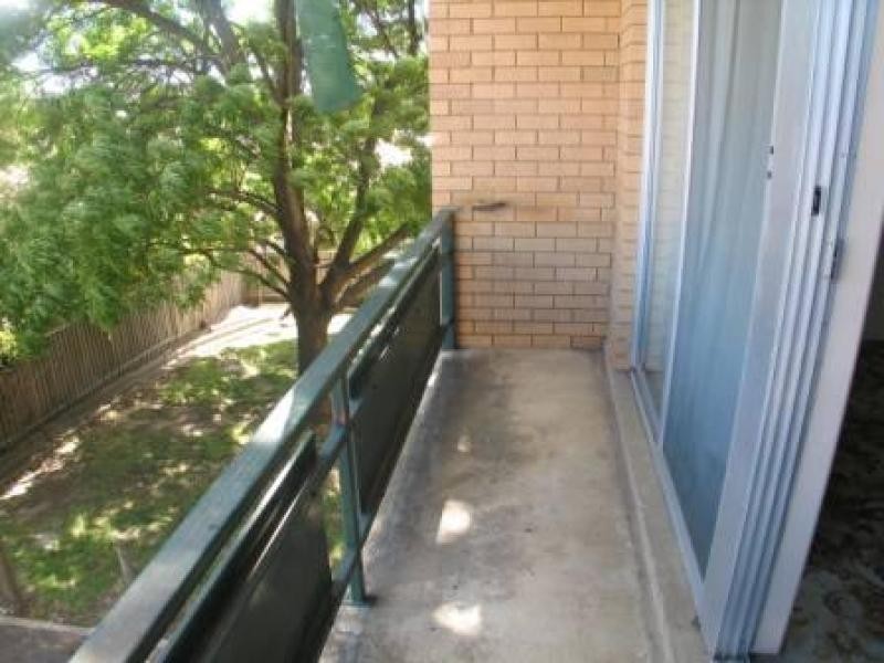 22/34 Mowatt Street, Queanbeyan NSW 2620