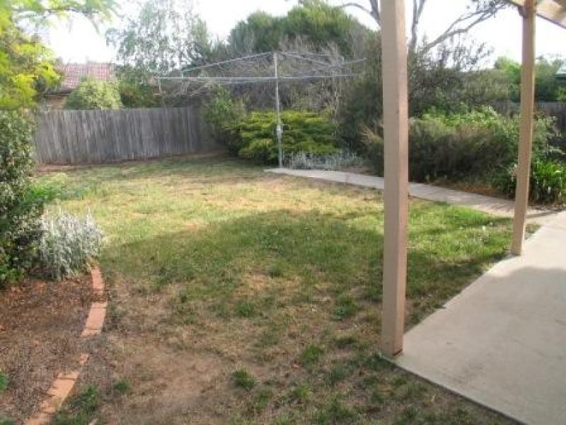 9 Cotter Place, Jerrabomberra NSW 2619