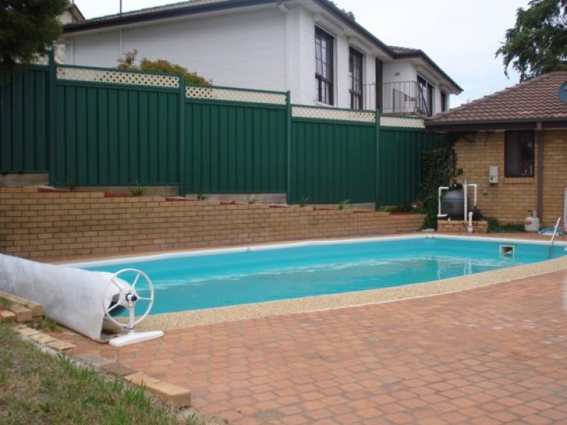 53 Ullamulla Crescent, Queanbeyan NSW 2620