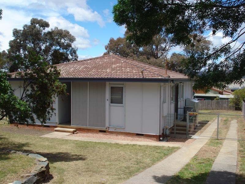 6 Karri Crescent, Queanbeyan NSW 2620