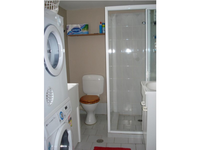 2/20 Trinculo Place, Queanbeyan NSW 2620