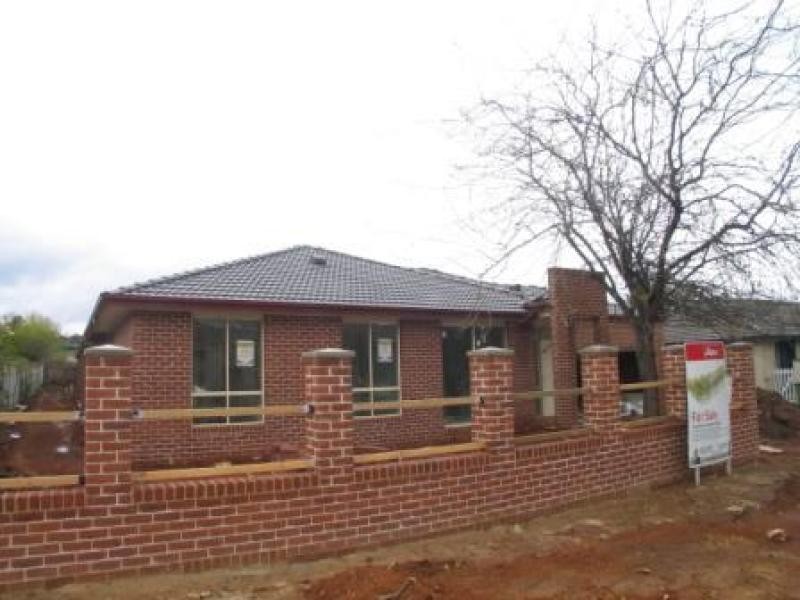 7-11 Broughton Place, Queanbeyan NSW 2620