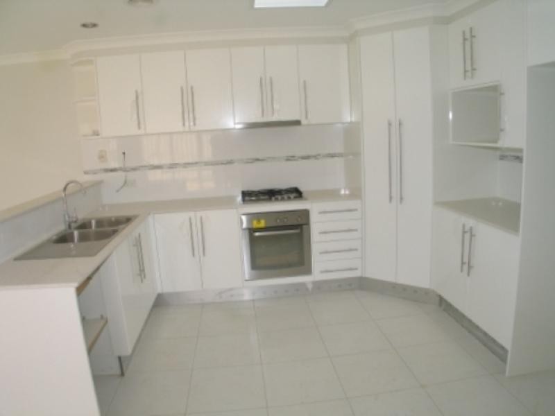 7-11 Broughton Place, Queanbeyan NSW 2620