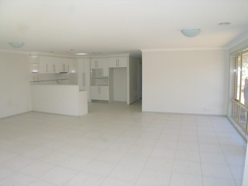 7-11 Broughton Place, Queanbeyan NSW 2620