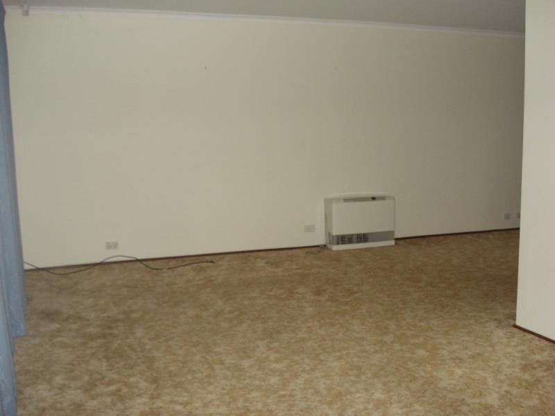 14 Robertson Street, Queanbeyan NSW 2620