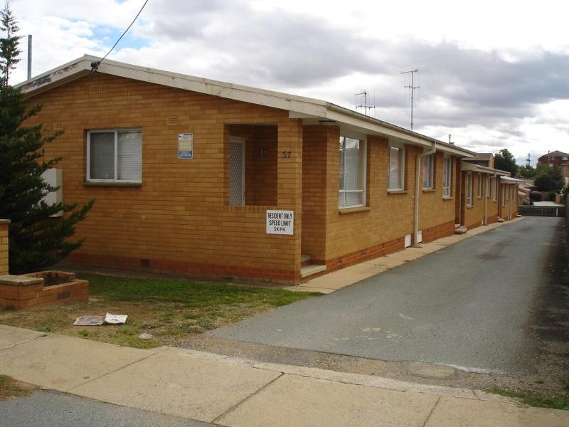 Unit 2/37 Morton Street, Queanbeyan NSW 2620