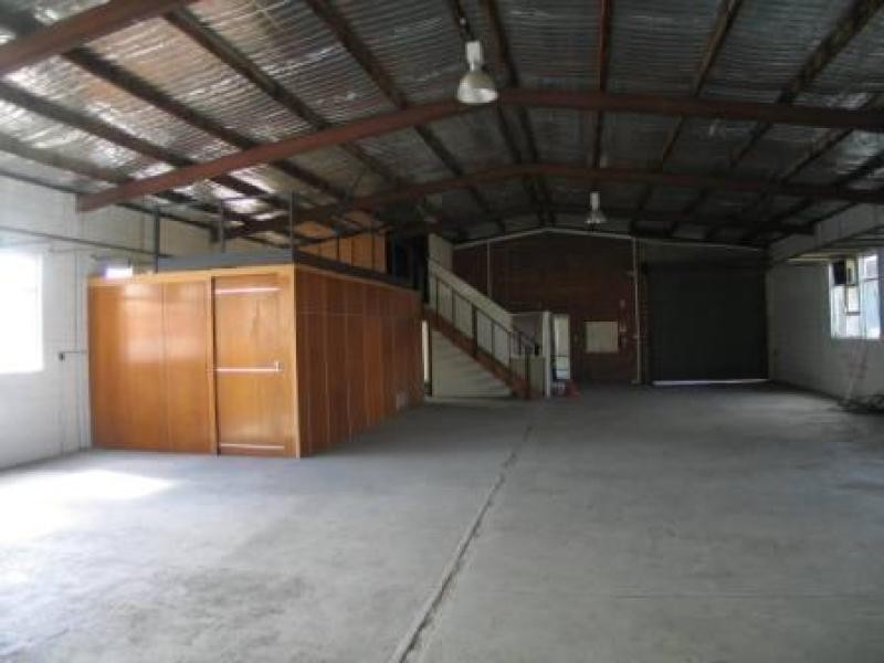 33 Yass Road, Queanbeyan NSW 2620