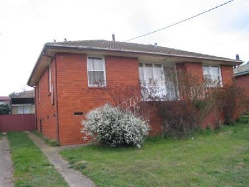 127 Donald Road, Queanbeyan NSW 2620