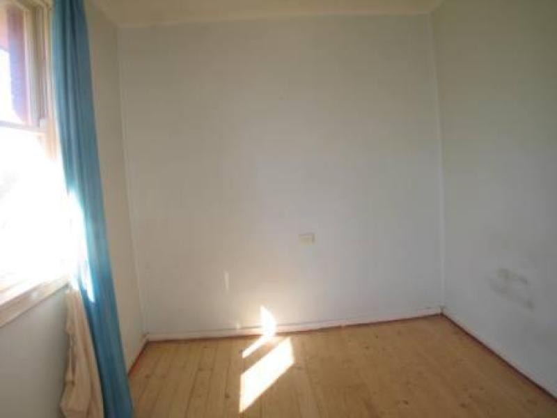 127 Donald Road, Queanbeyan NSW 2620