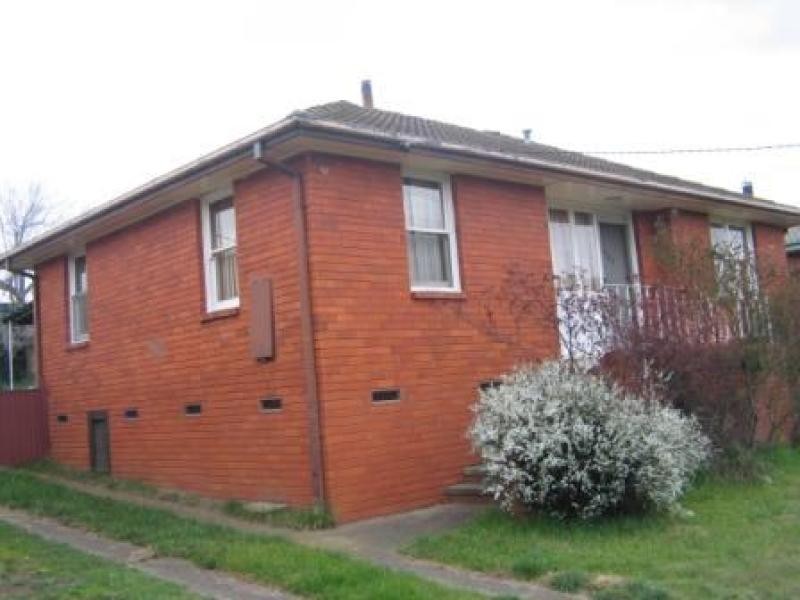 127 Donald Road, Queanbeyan NSW 2620